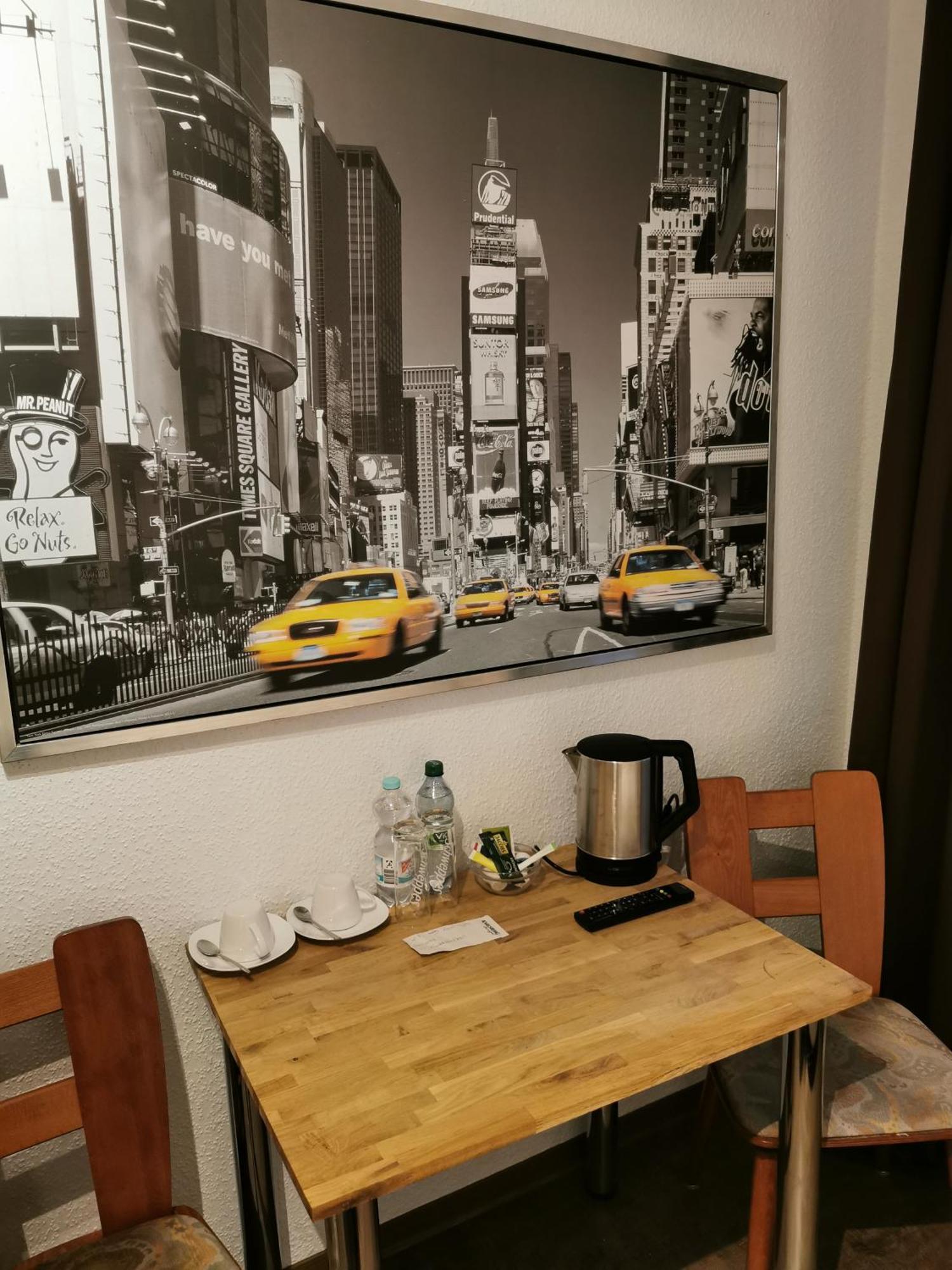 See Lord Hotel كايزرسلاوترن الغرفة الصورة