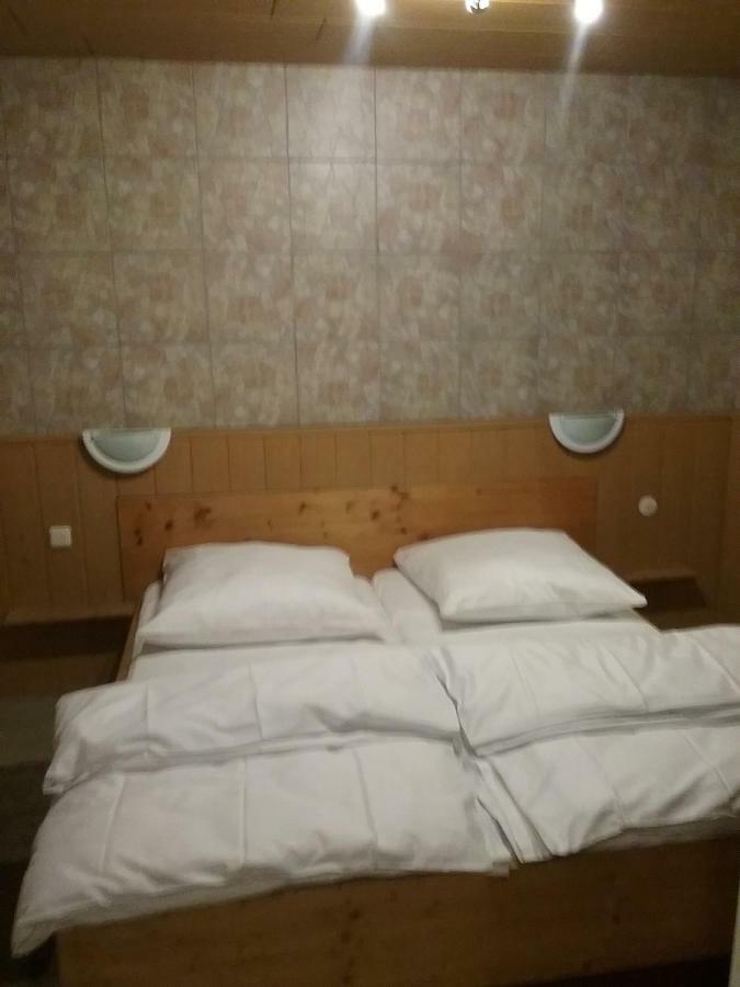 See Lord Hotel كايزرسلاوترن المظهر الخارجي الصورة